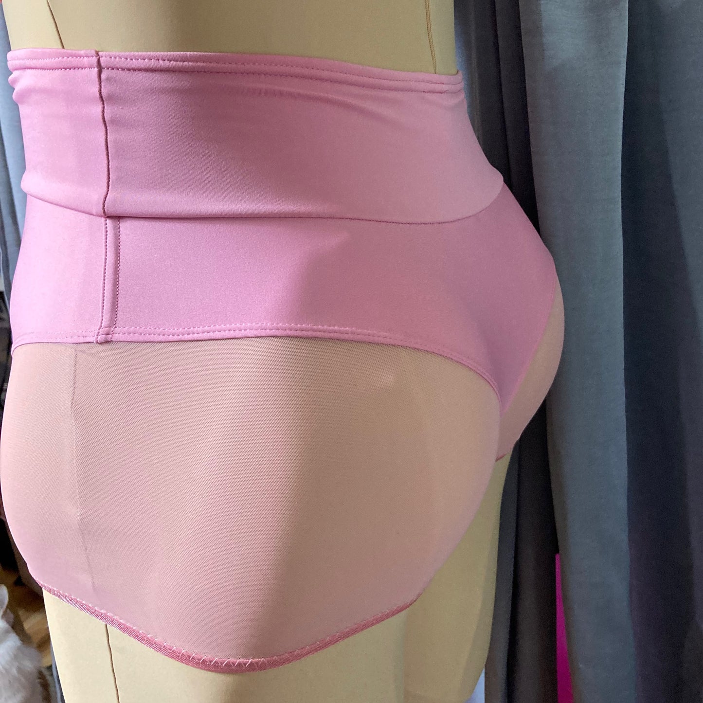 Flirt Mesh Bottoms - Retiring Colors
