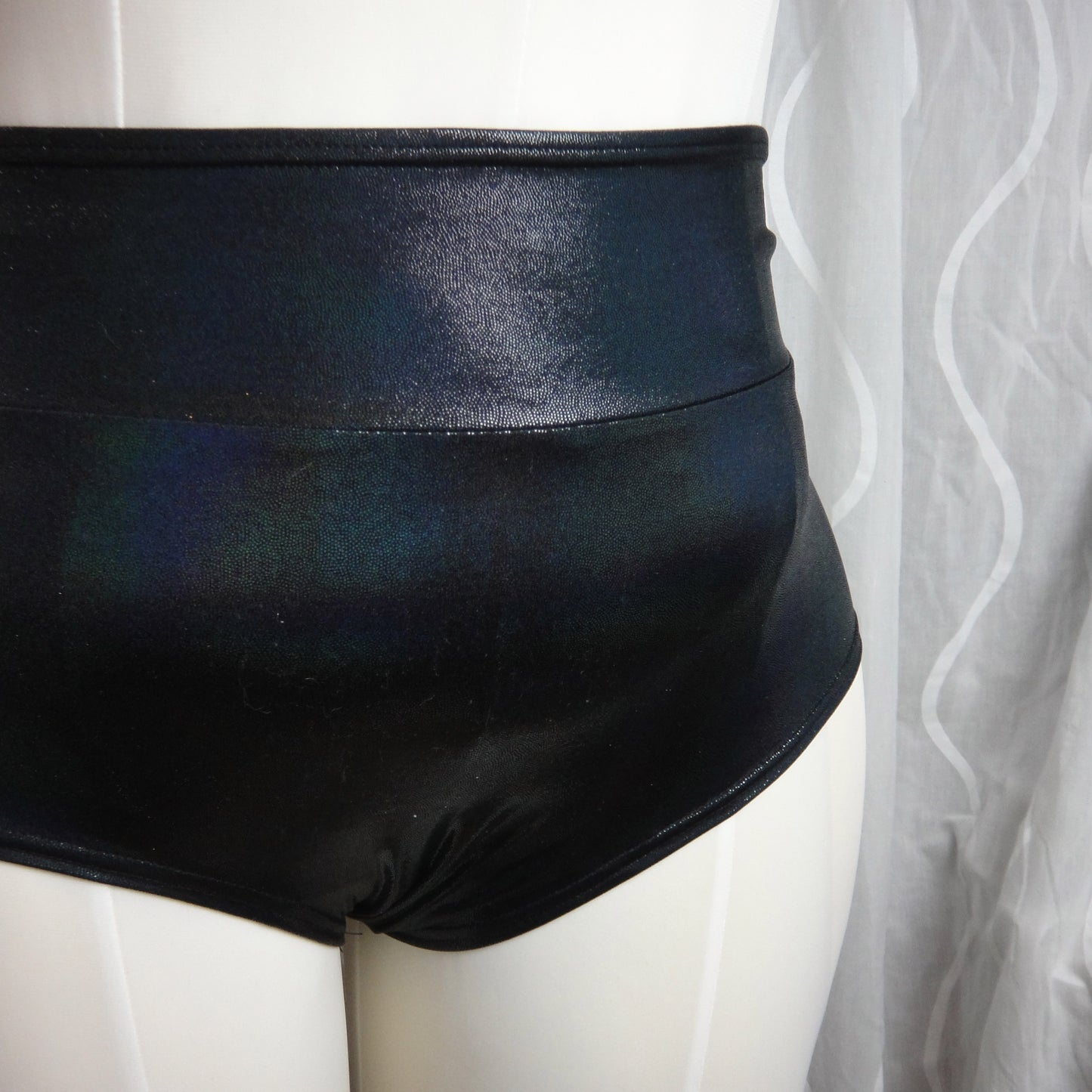 Black Holo Cheeky Bottom
